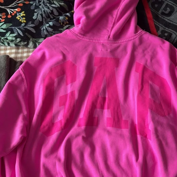 Pink Gap Crop Sweater - Picture 4 of 4